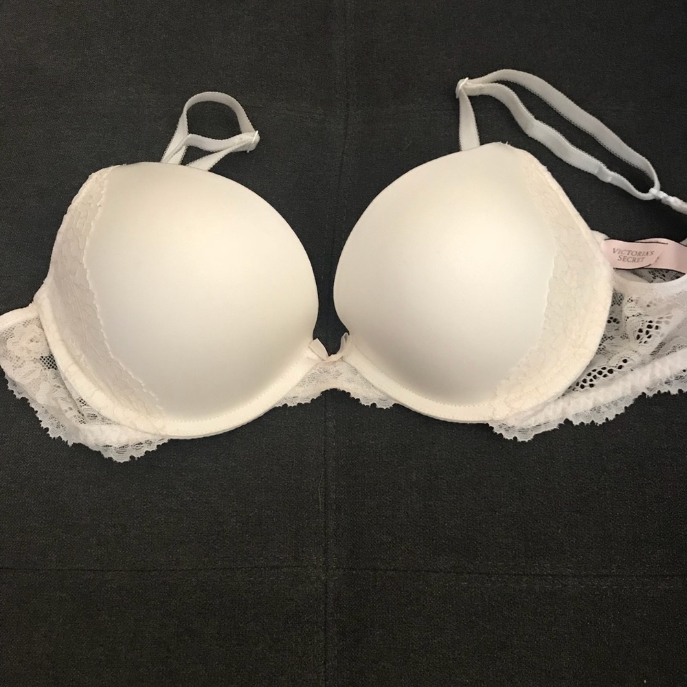 Victoria’s Secret Dream Angels Push-Up Bra